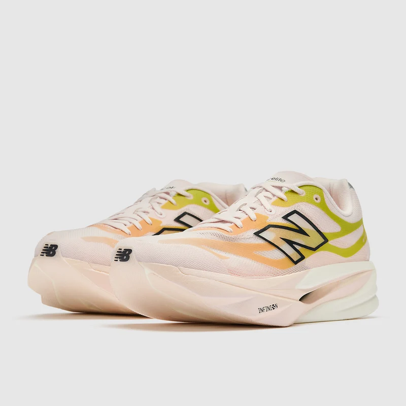 New Balance Supercomp Elite V6
