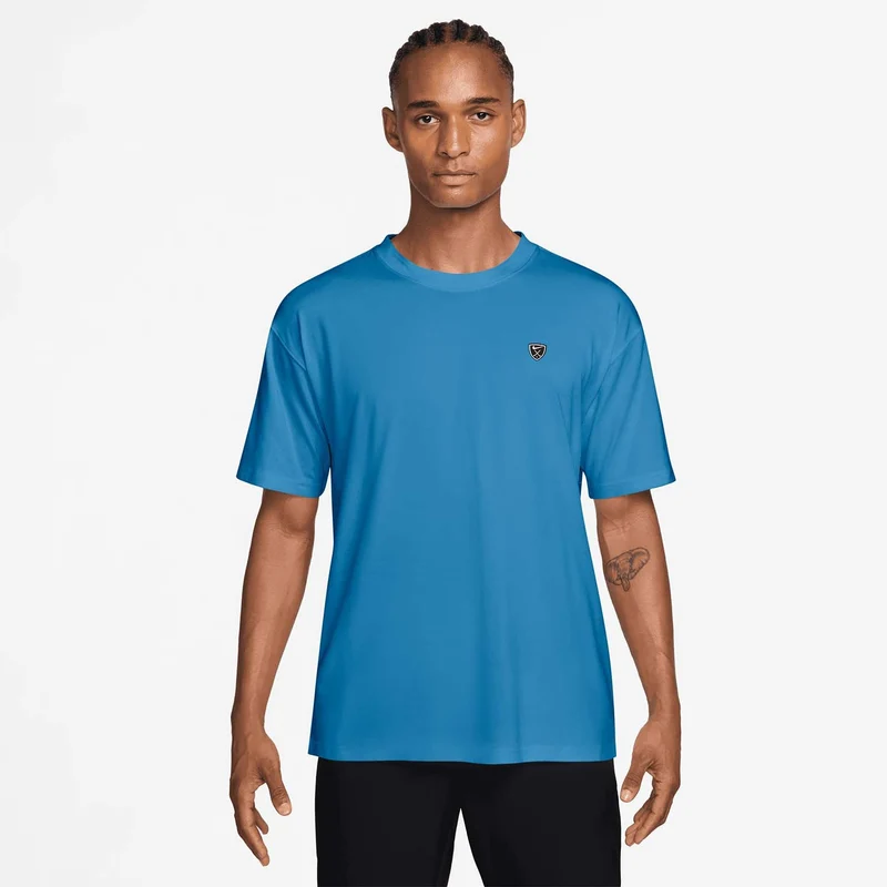 dri-fit loose golf t-shirt