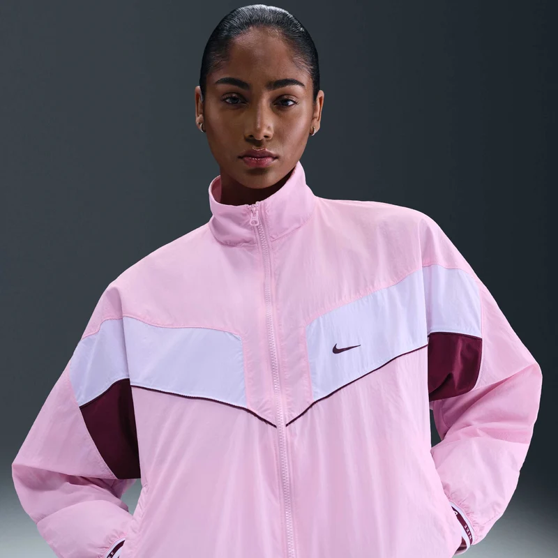 Nike Women's Woven Jacket Sportswear
