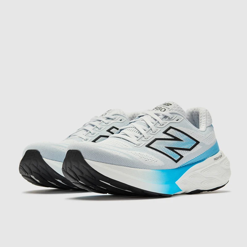 New Balance 880 V15