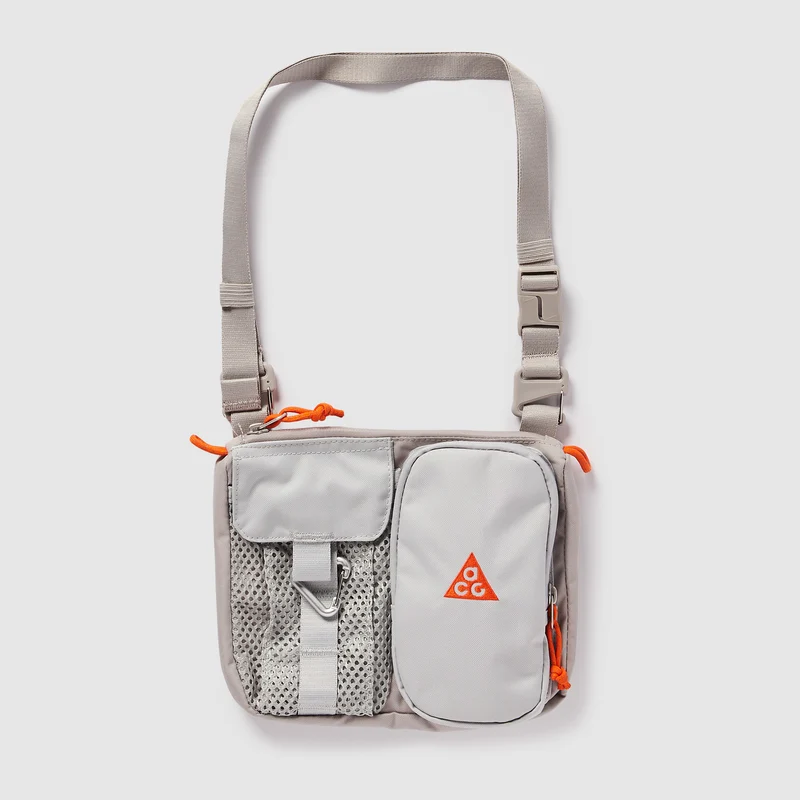 Nike Sportswear acg "DAYMAX" Crossbody Bag (3L)