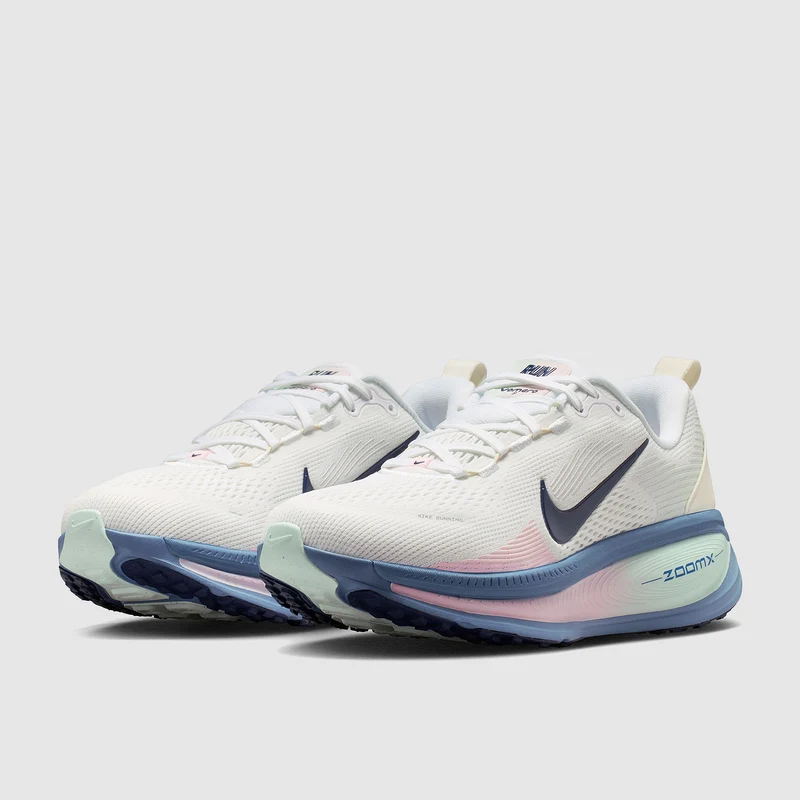 Nike Womens Vomero 18