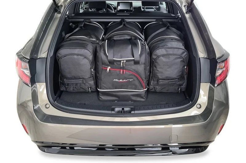 Kjust reistassenset geschikt voor Toyota Corolla Touring Sports (2019-)