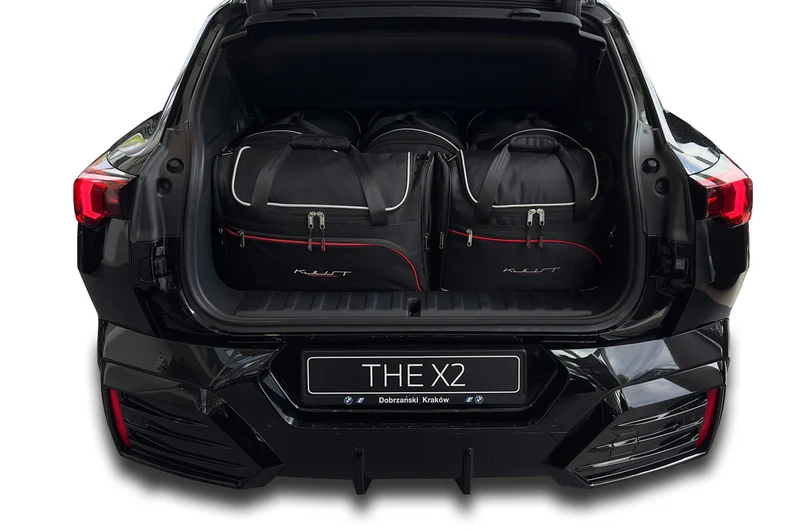 Kjust reistassenset geschikt voor BMW iX2 (U10) (2023-)