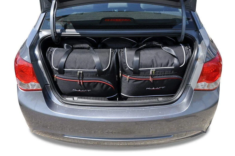 Kjust reistassenset geschikt voor Chevrolet Cruze Sedan (2009-2016)