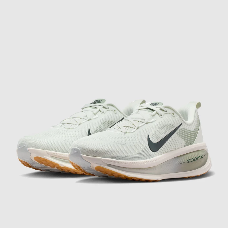 Nike Vomero 18