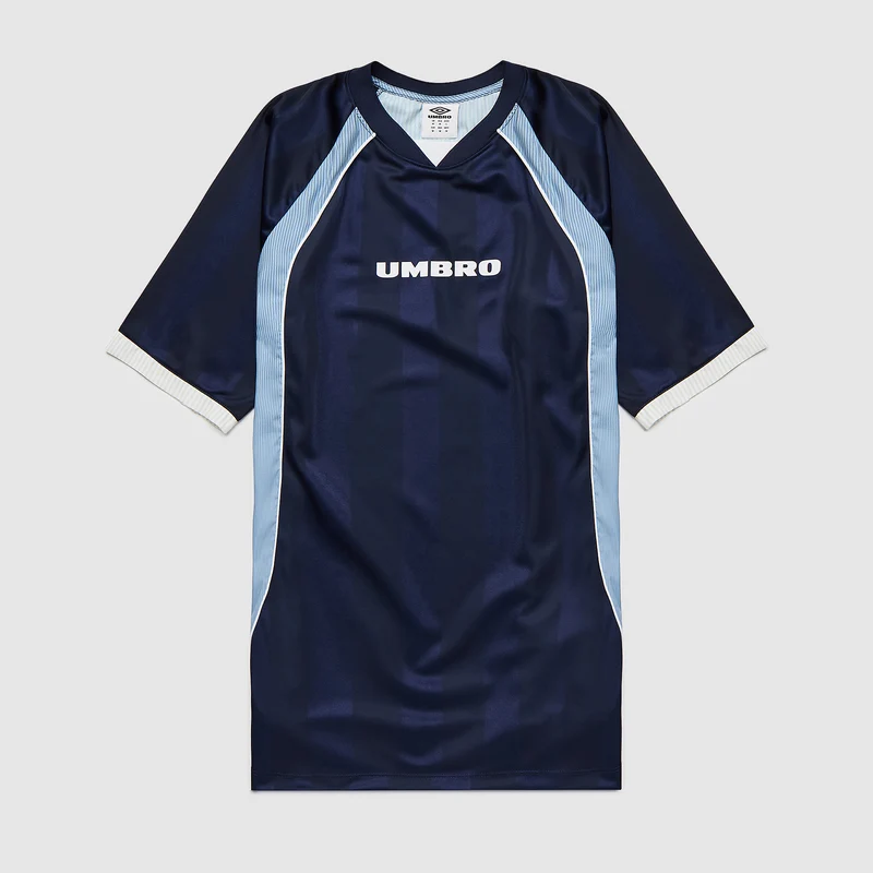 Umbro Pannelled Raglan Shirt