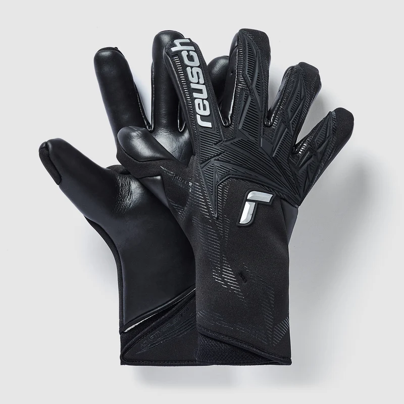 Reusch Attrakt Duo Strapless GK Gloves