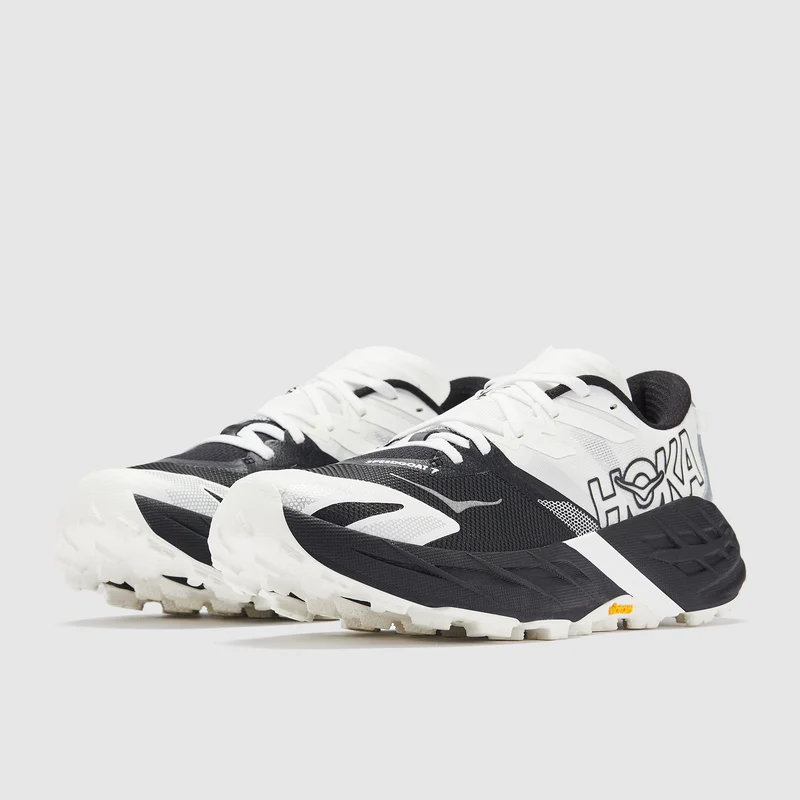 Hoka Speedgoat 7